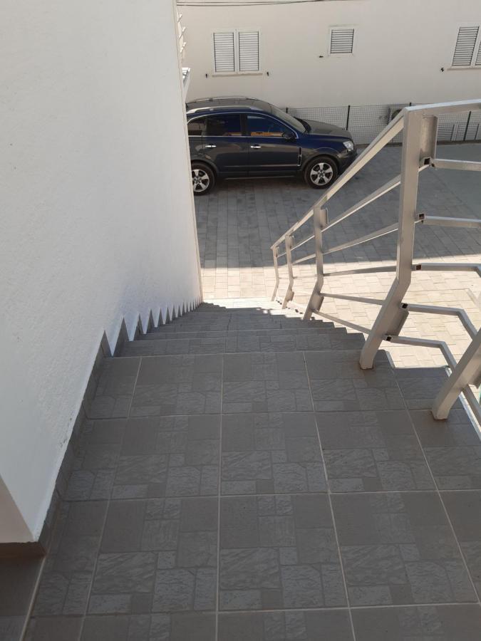 וודיצה Apartmani Frano מראה חיצוני תמונה
