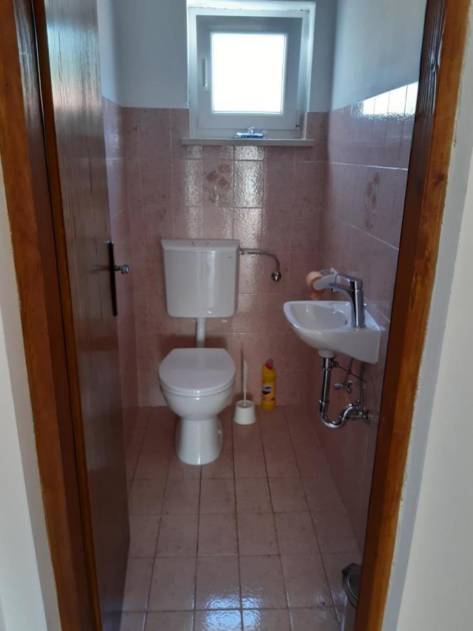 וודיצה Apartmani Frano מראה חיצוני תמונה