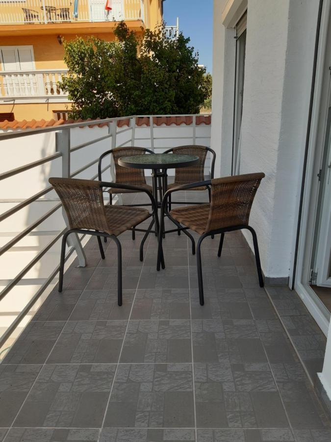 וודיצה Apartmani Frano מראה חיצוני תמונה