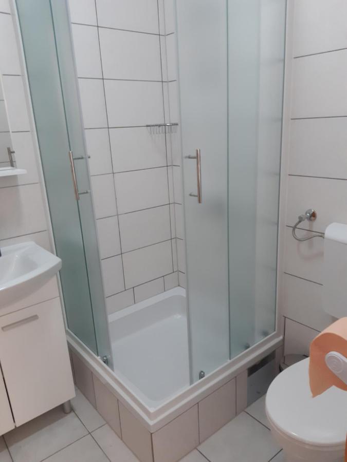 וודיצה Apartmani Frano מראה חיצוני תמונה